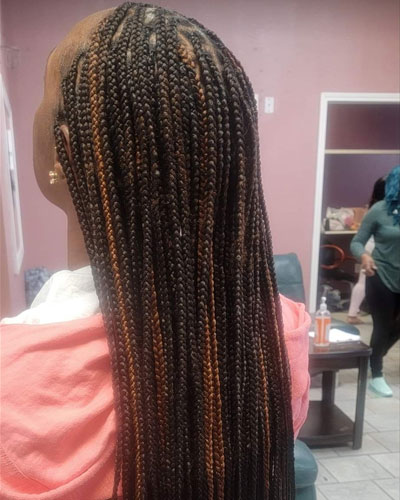 African Beauty Knotless Box braid style