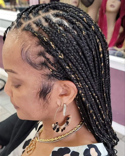 African Beauty Knotless Box braid hairstylist