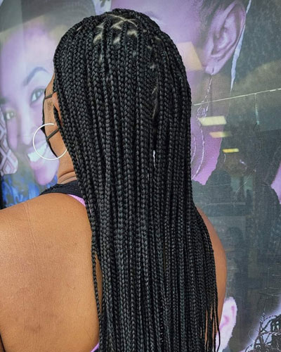 African Beauty Knotless Box  braiding hairstylist